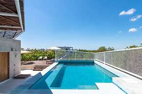 Casa de Piedra Tulum