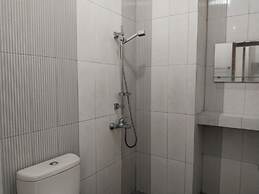 Twin Guest House Grand Wisata