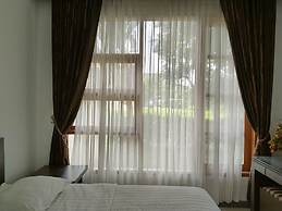 Twin Guest House Grand Wisata