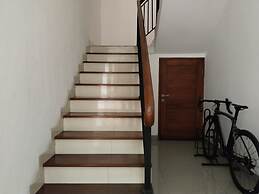 Twin Guest House Grand Wisata