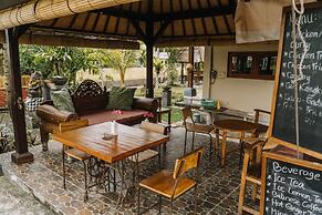 Ubud Shanti Rice Field House By Supala