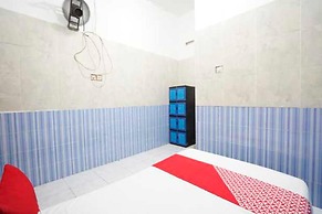 OYO Life 93061 Kost Vicky Syariah