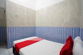 OYO Life 93061 Kost Vicky Syariah