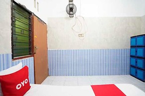 OYO Life 93061 Kost Vicky Syariah