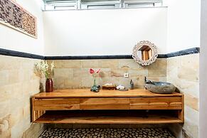 Ulun Si Joglo Private Villa by Supala