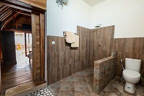 Ulun Si Joglo Private Villa by Supala