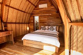 Ulun Si Joglo Private Villa by Supala