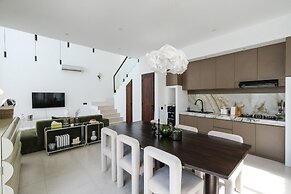 Limón & Cello Villa