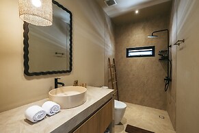 Limón & Cello Villa