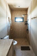 Limón & Cello Villa