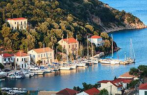 Loutsa Waterside in Vathy