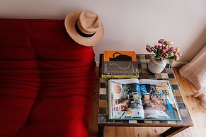 The Cheshire Cat Motel