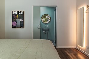 The Cheshire Cat Motel