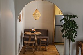 The Cheshire Cat Motel