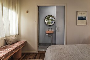 The Cheshire Cat Motel