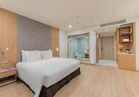 Aquamarine Resort Cam Ranh