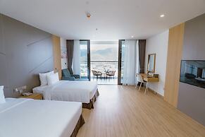 Aquamarine Resort Cam Ranh
