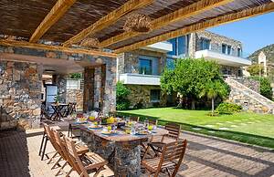 Mirabello Bay House in Agios Nikolaos