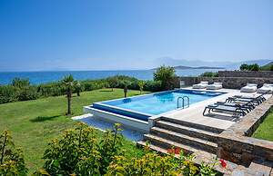 Mirabello Bay House in Agios Nikolaos