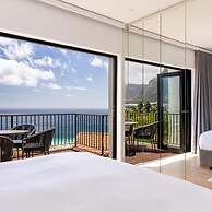 Camps Bay Nest - Townhouse With Ocean Views