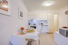 Casa Oleandri Shared Pool And Lake View