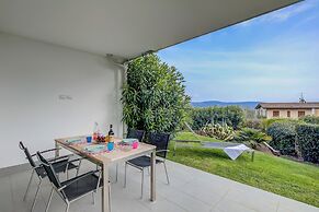 Casa Oleandri Shared Pool And Lake View