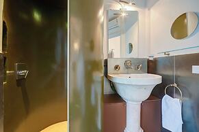 Casa Oleandri Shared Pool And Lake View