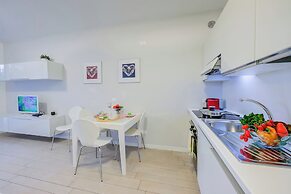 Casa Oleandri Shared Pool And Lake View