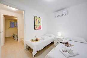 Casa Oleandri Shared Pool And Lake View