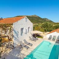 The Village House in Stavros