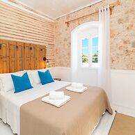 The Village House in Stavros