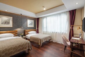Guilin Village Creek Inn