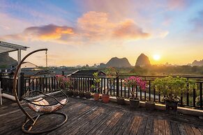 Guilin Village Creek Inn