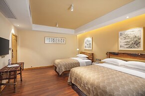 Guilin Village Creek Inn