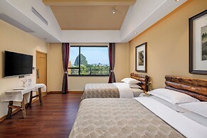 Guilin Village Creek Inn