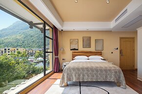 Guilin Village Creek Inn