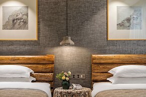 Guilin Village Creek Inn