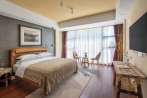 Guilin Village Creek Inn
