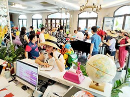 Halong Lavender Hotel