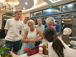 Halong Lavender Hotel