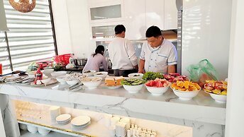 Halong Lavender Hotel