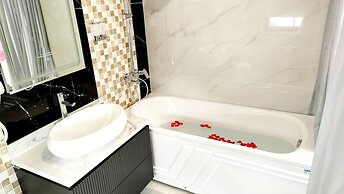 Halong Lavender Hotel