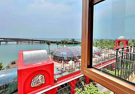 HANZ Lagoon Sunset Boutique Hotel