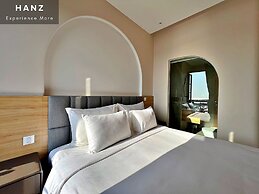 HANZ Lagoon Sunset Boutique Hotel