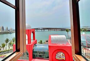 HANZ Lagoon Sunset Boutique Hotel