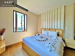 HANZ Lagoon Sunset Boutique Hotel