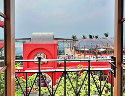 HANZ Lagoon Sunset Boutique Hotel