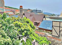 HANZ Lagoon Sunset Boutique Hotel