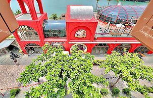 HANZ Lagoon Sunset Boutique Hotel