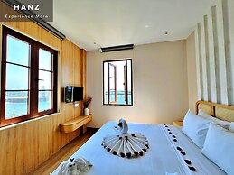 HANZ Lagoon Sunset Boutique Hotel